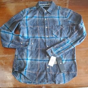 NWT, soft, long sleeve button shirt, OCEAN CURRENT. A4.